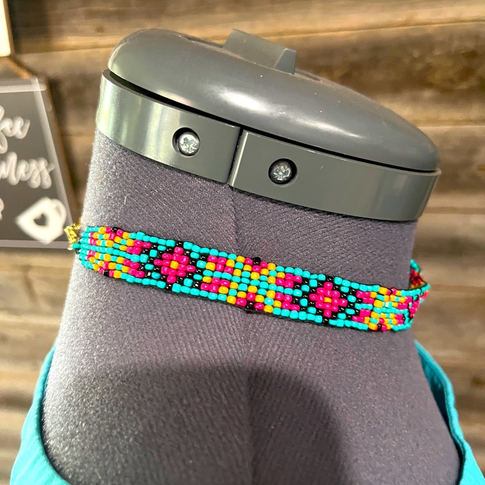 Native beaded choker necklace